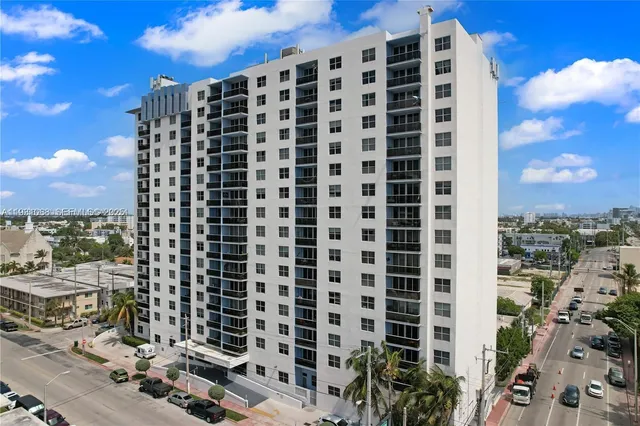 $3,200 | 401 69th Street, Unit 1001, Miami Beach, FL 33141