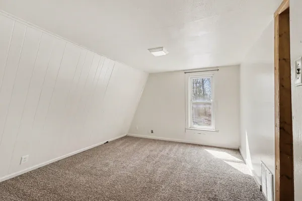 $850 | 607 Mechanic Street, Three Rivers, MI 49093