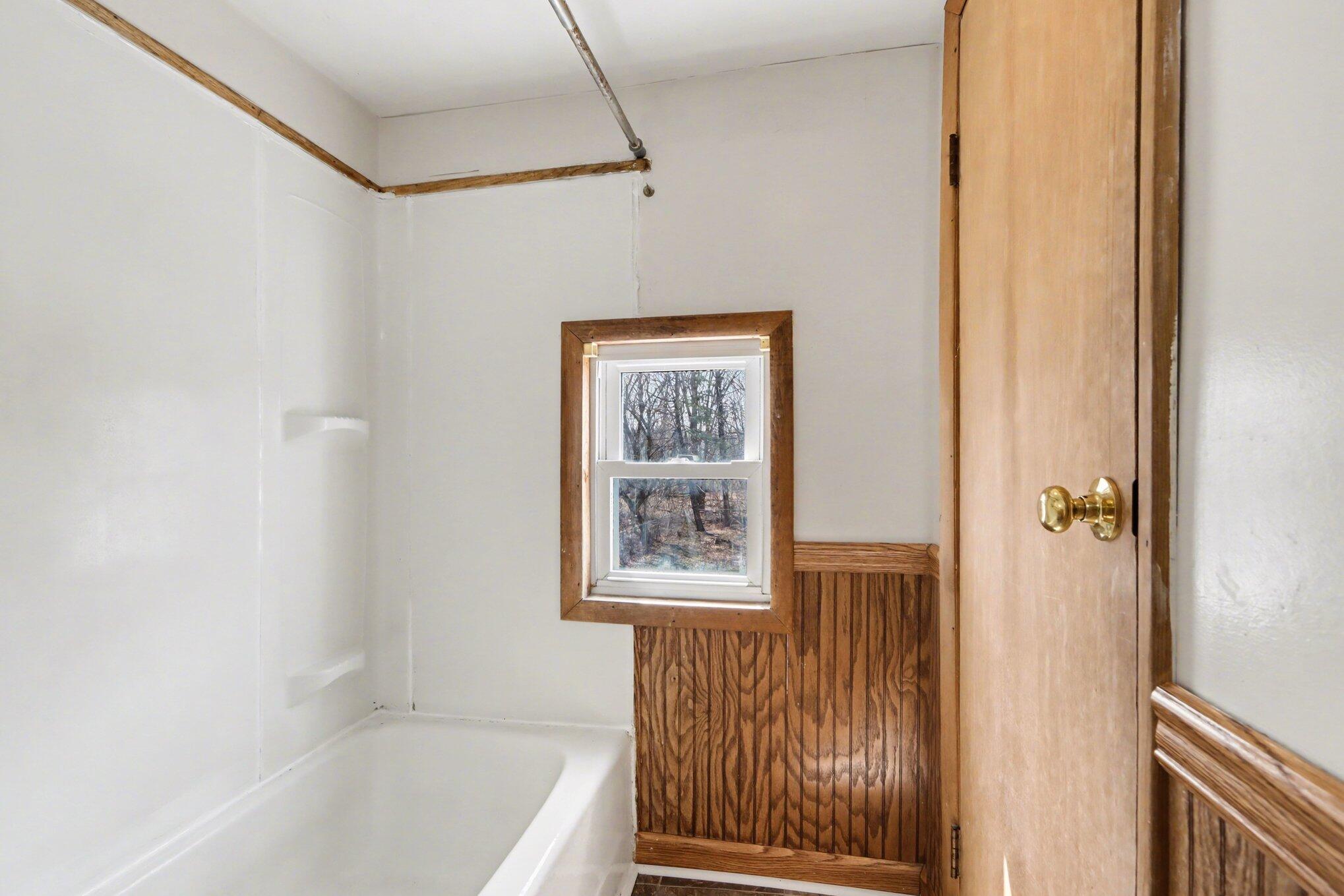 607 Mechanic Street Three Rivers, MI 49093 - Photo 13 of 20 013_file_7907