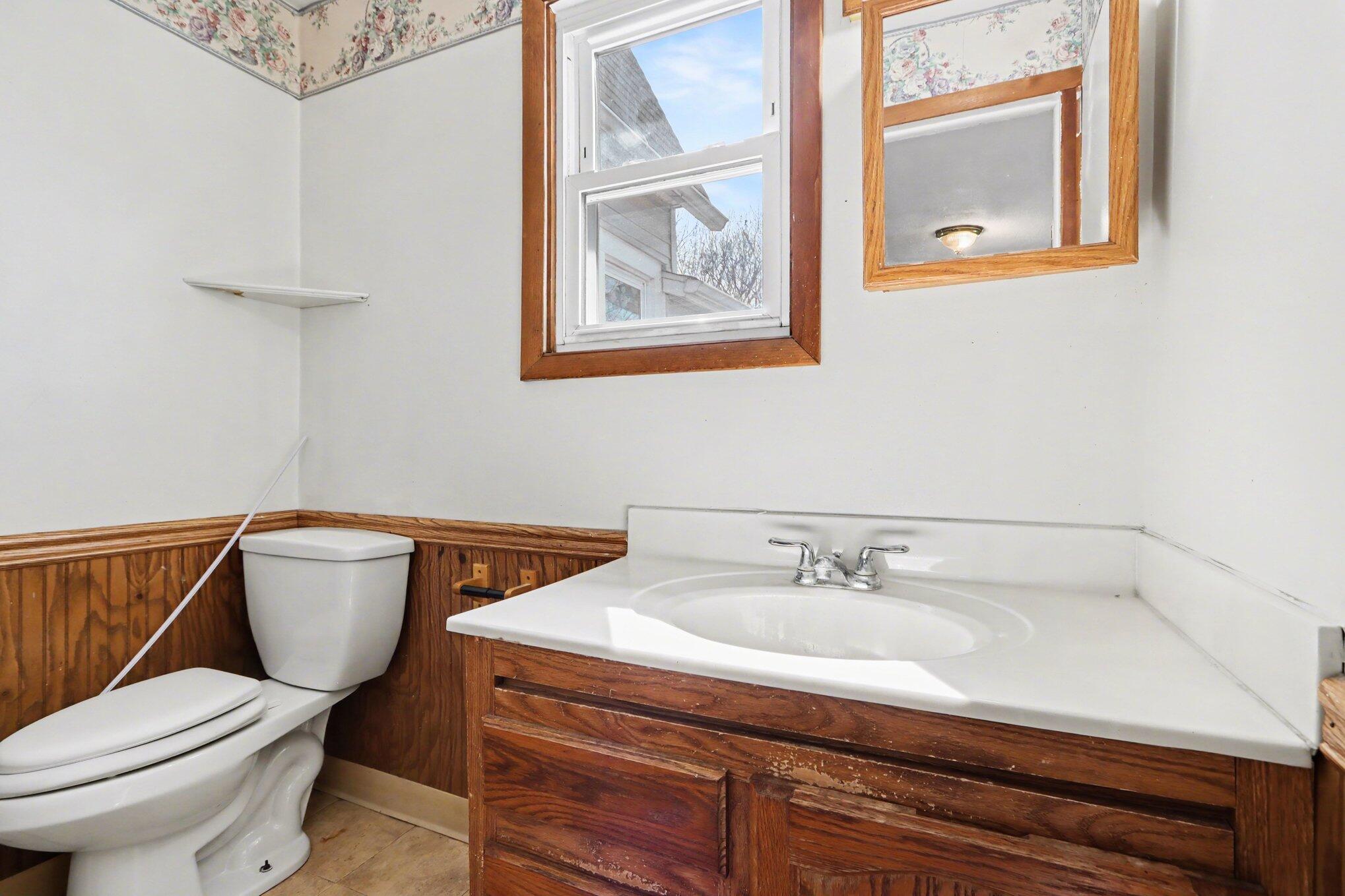 607 Mechanic Street Three Rivers, MI 49093 - Photo 16 of 20 016_file_1440