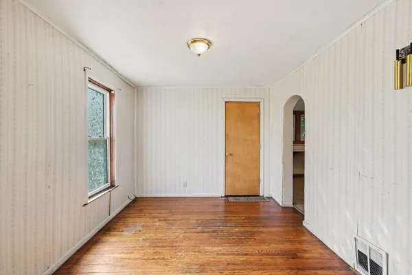 $850 | 607 Mechanic Street, Three Rivers, MI 49093