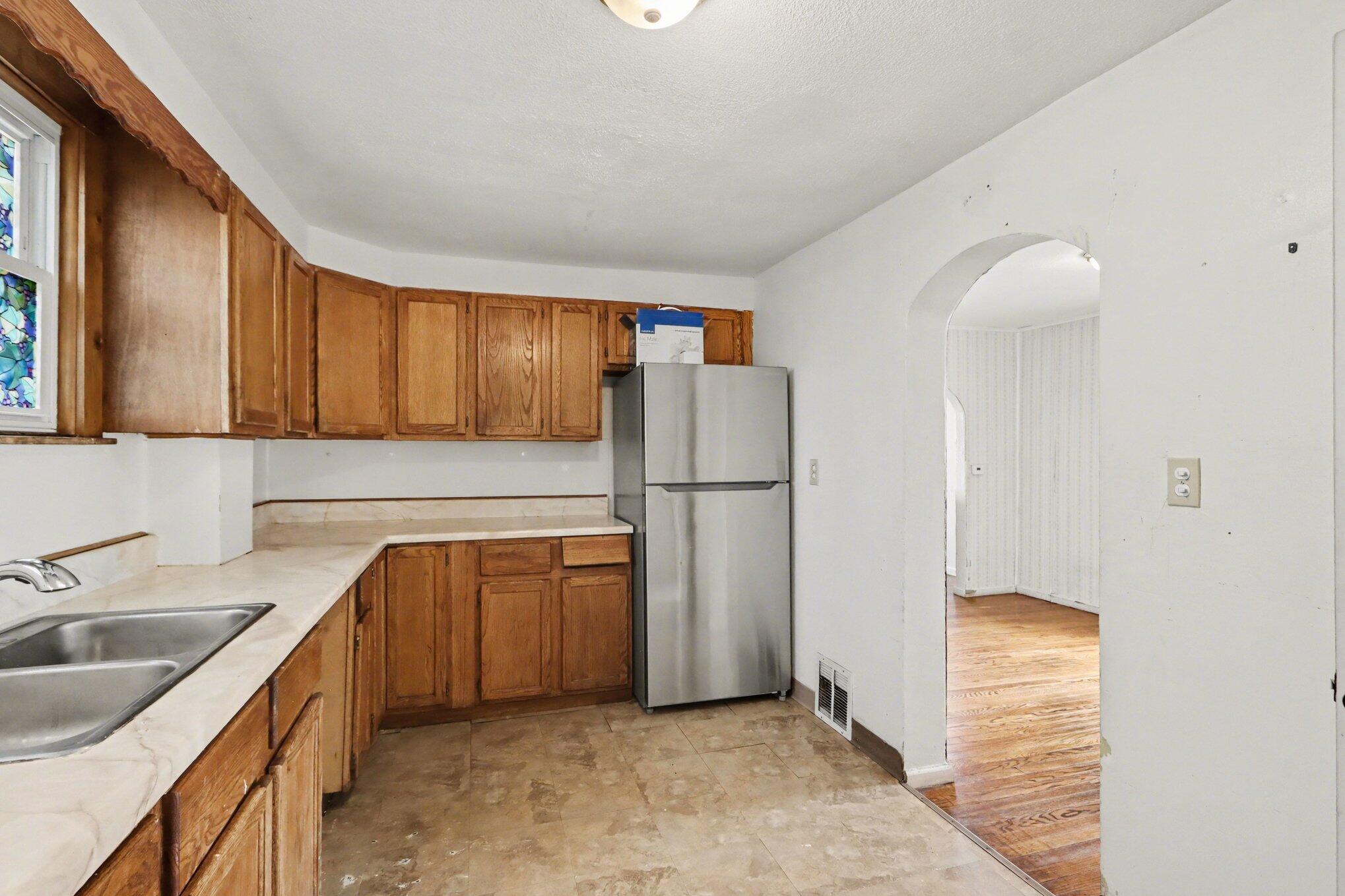 607 Mechanic Street Three Rivers, MI 49093 - Photo 7 of 20 007_file_1857