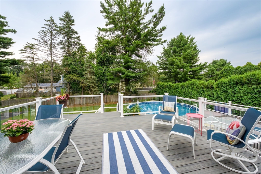 83 Loomis Drive Chicopee, MA 01020 - Photo 32 of 40