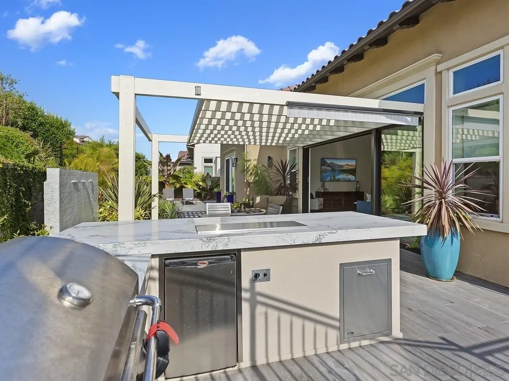 4702 Crespi Court Carlsbad, CA 92010 - Photo 35 of 39 a view of living room and window