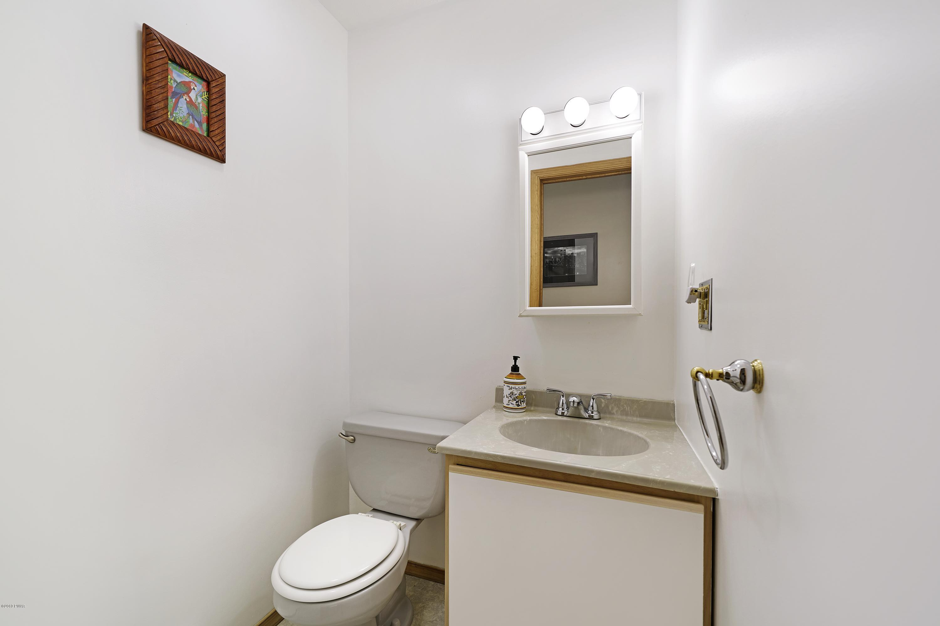 141 Husson Road Milford, PA 18337 - Photo 18 of 25 9