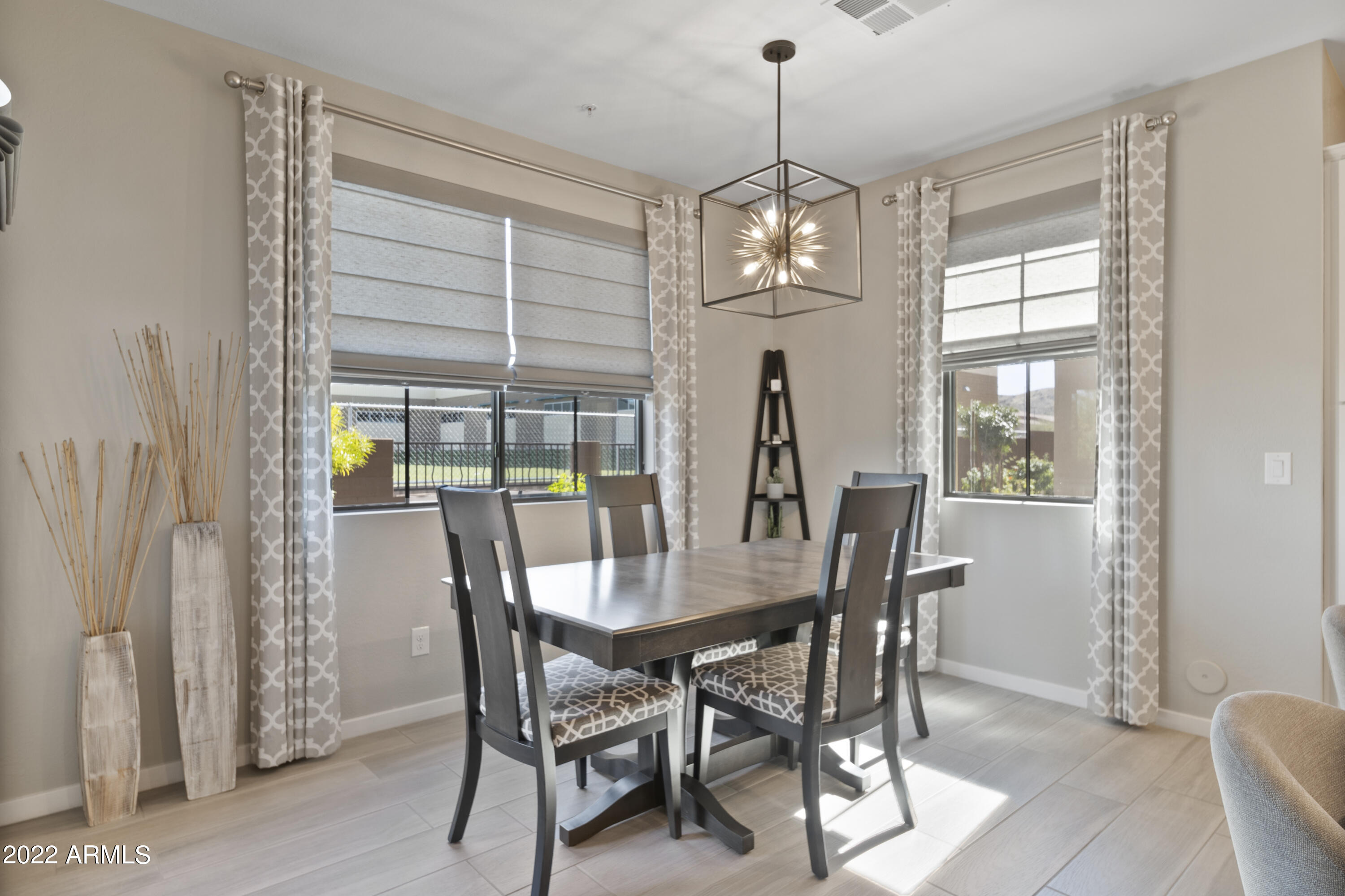 3900 East Baseline Road, Unit 147 Phoenix, AZ 85042 - Photo 10 of 35 Dining area