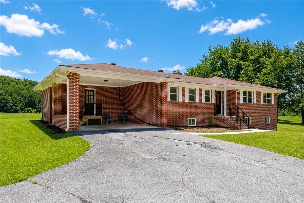 858 Main Street Decatur, TN 37322 - Photo 2 of 65