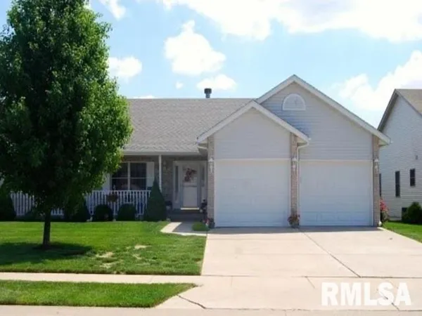 $280,000 | 7102 Preston Drive, Springfield, IL 62711