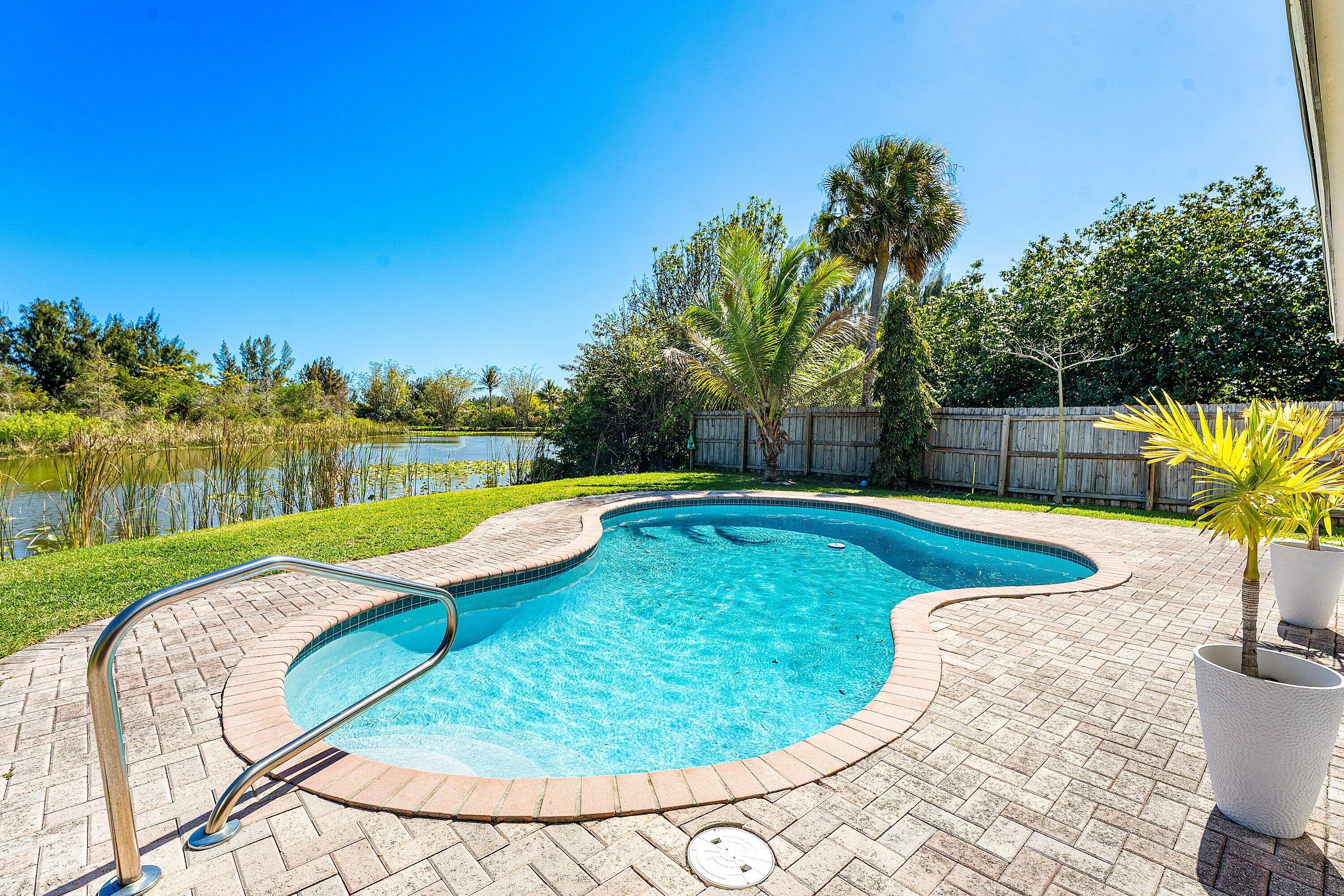 110 Wilson Road West Palm Beach, FL 33406 - Photo 21 of 26 027-110WilsonRoad-WestPalmBeach-FL-33406