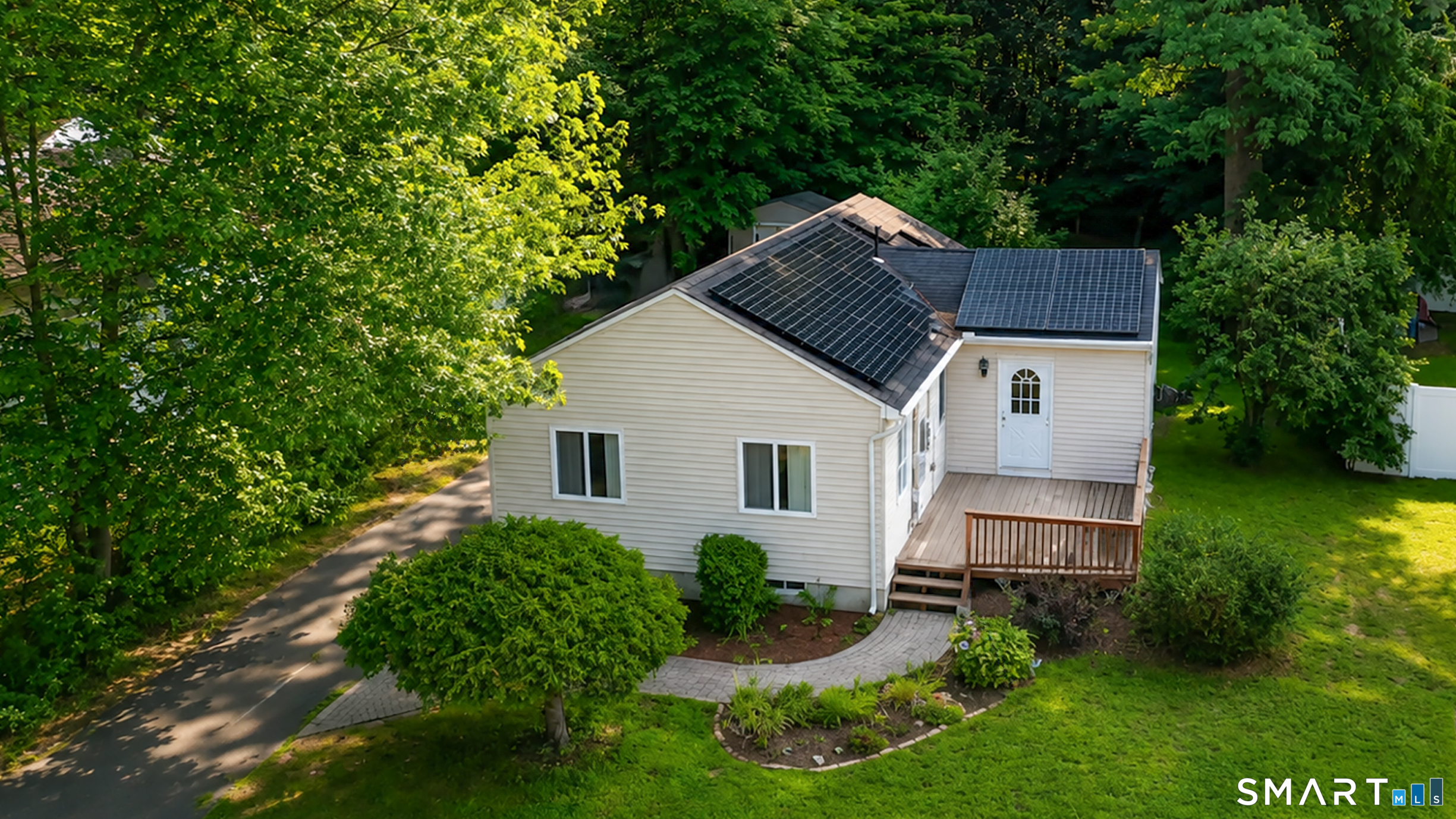 52 Cottage Road Enfield, CT 06082 - Photo 3 of 40 Gallery Image 3