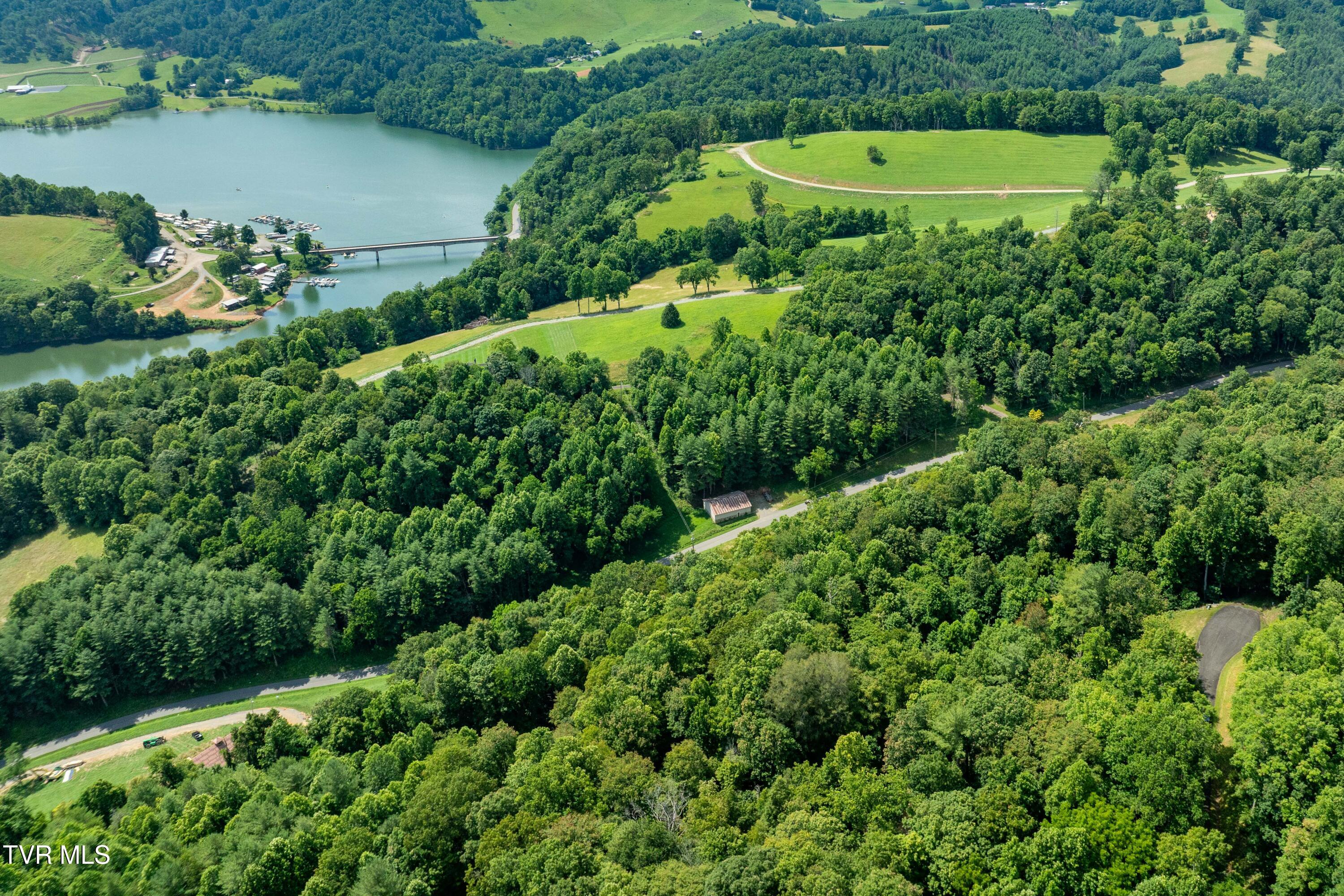 Lot 33 Lake Ridge Road, Unit 33 Butler, TN 37640 - Photo 14 of 30 Lot 33 (14 of 29)