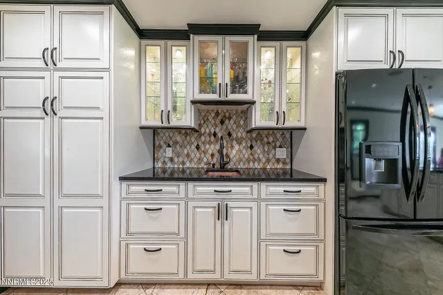 $1,995,000 | 2000 Manzanita Lane, Reno, NV 89509