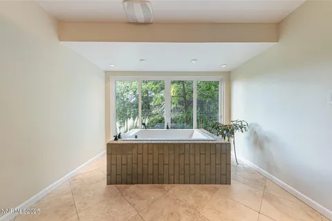 $1,995,000 | 2000 Manzanita Lane, Reno, NV 89509