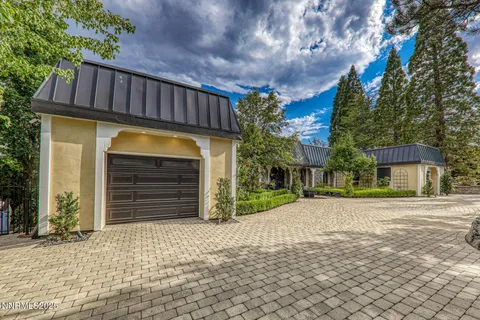 $1,995,000 | 2000 Manzanita Lane, Reno, NV 89509