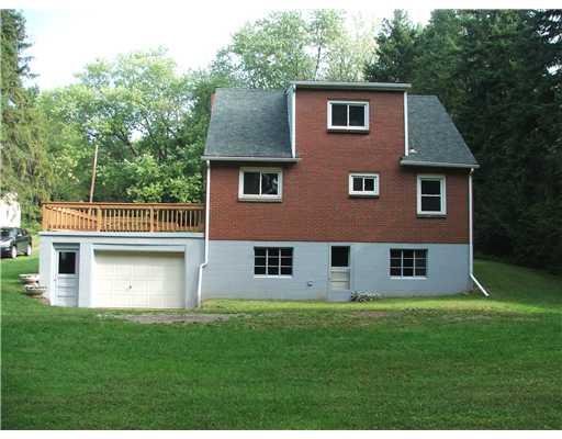 943 New Castle Road Slippery Rock, PA 16057 - Photo 3 of 14 Exterior Front.