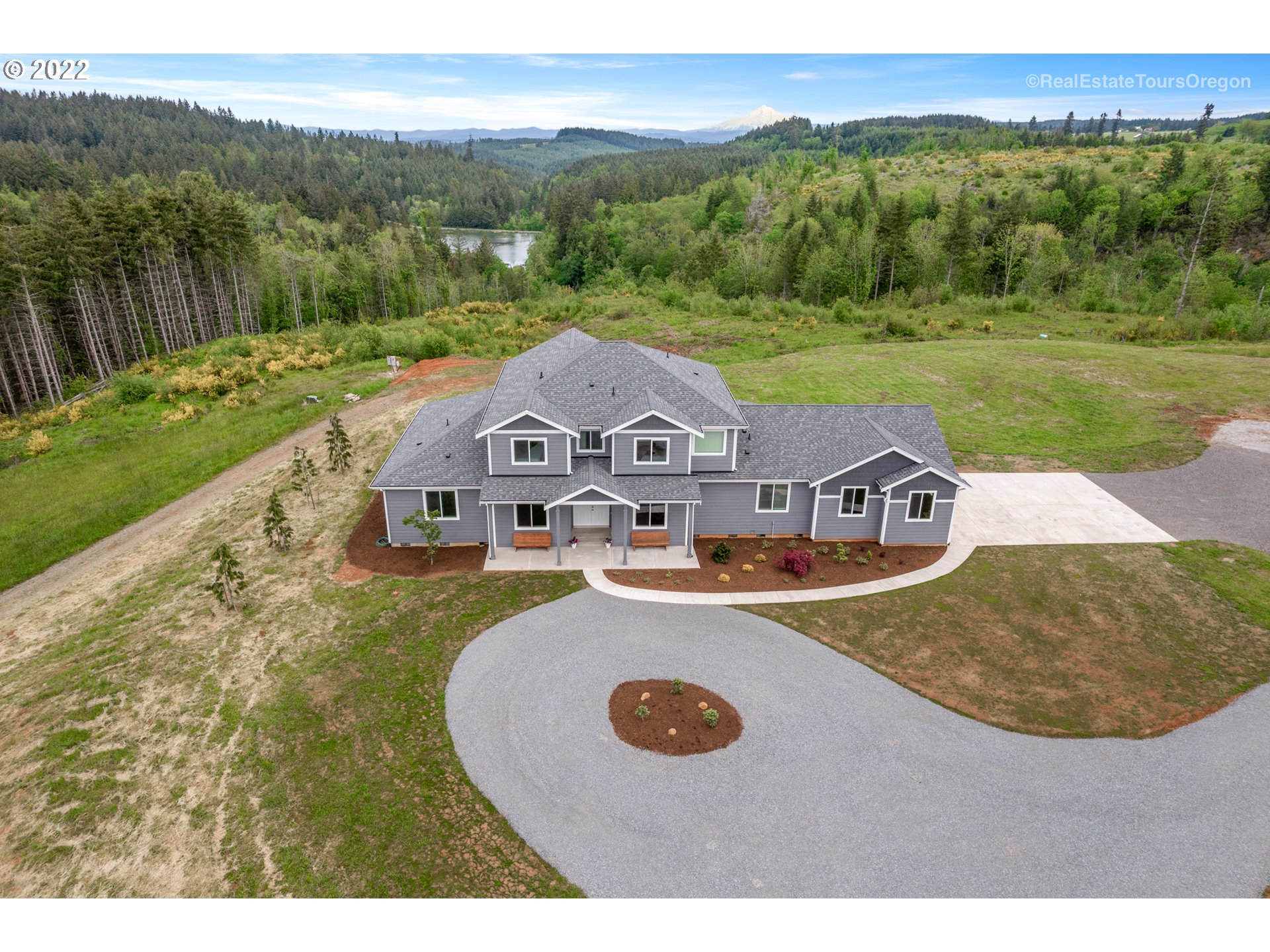 17207 South Carus Road Beavercreek, OR 97004 - Photo 1 of 32 Gallery Image 1
