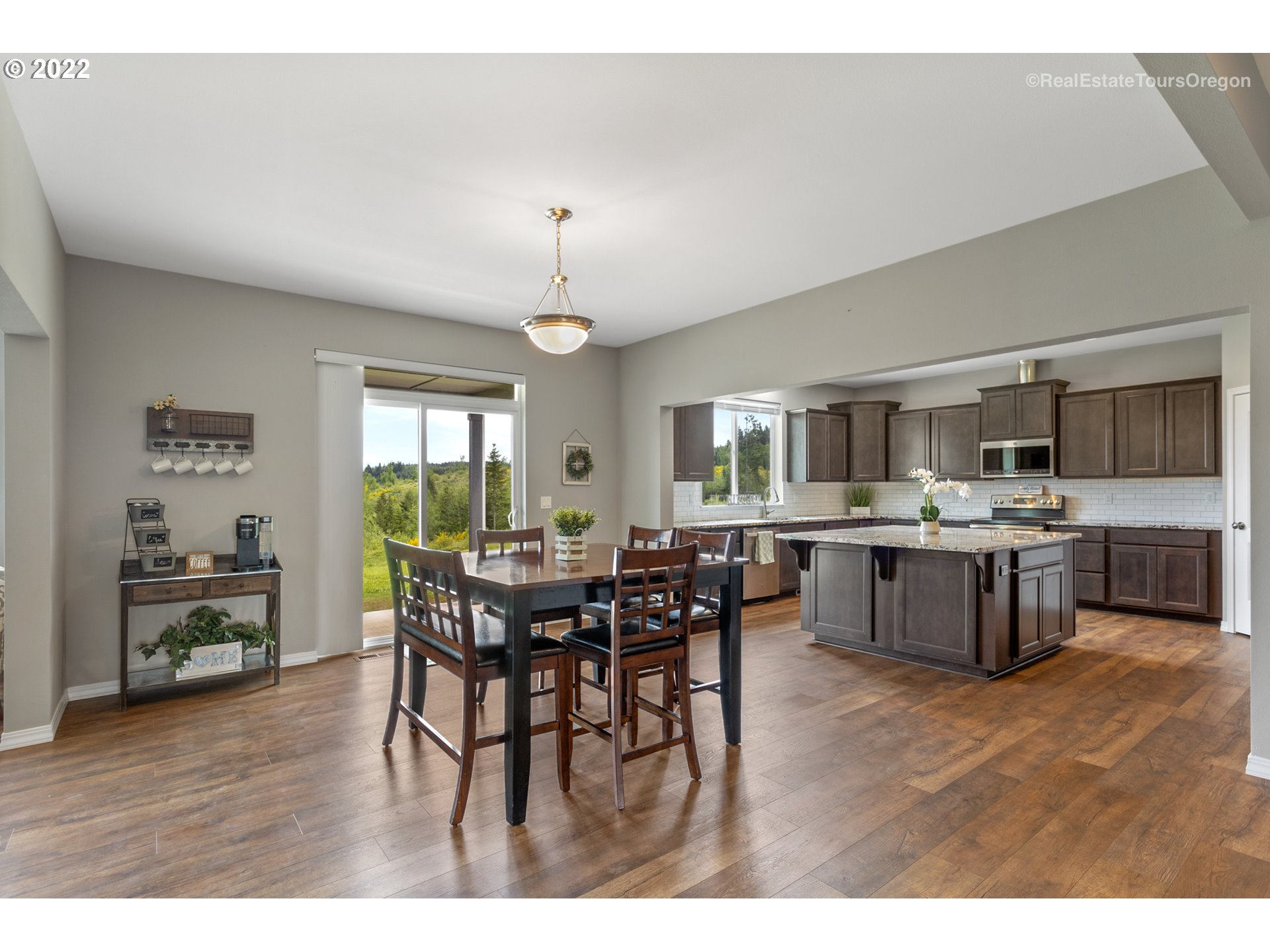 17207 South Carus Road Beavercreek, OR 97004 - Photo 12 of 32 Gallery Image 12