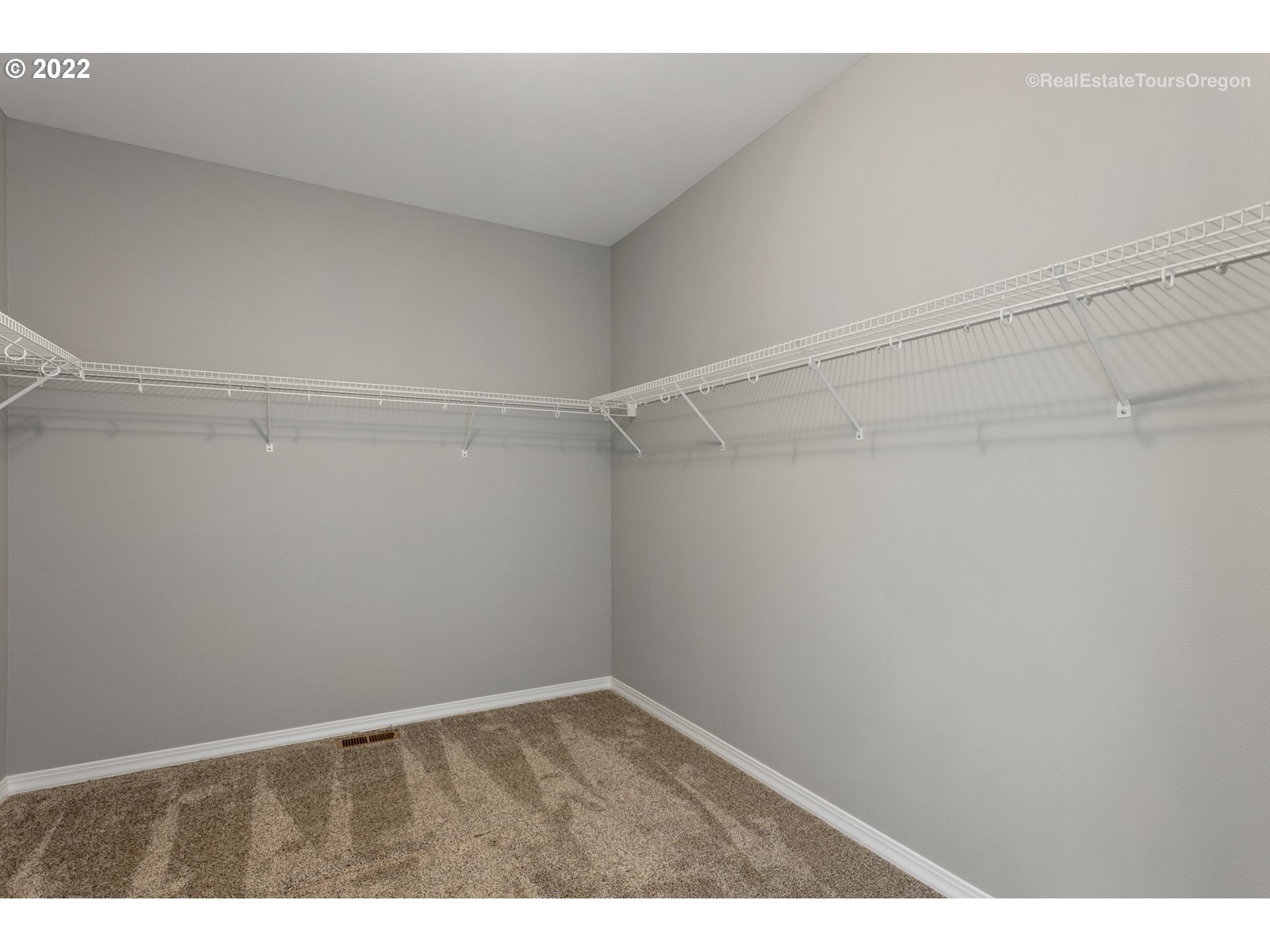 17207 South Carus Road Beavercreek, OR 97004 - Photo 16 of 32 Gallery Image 16