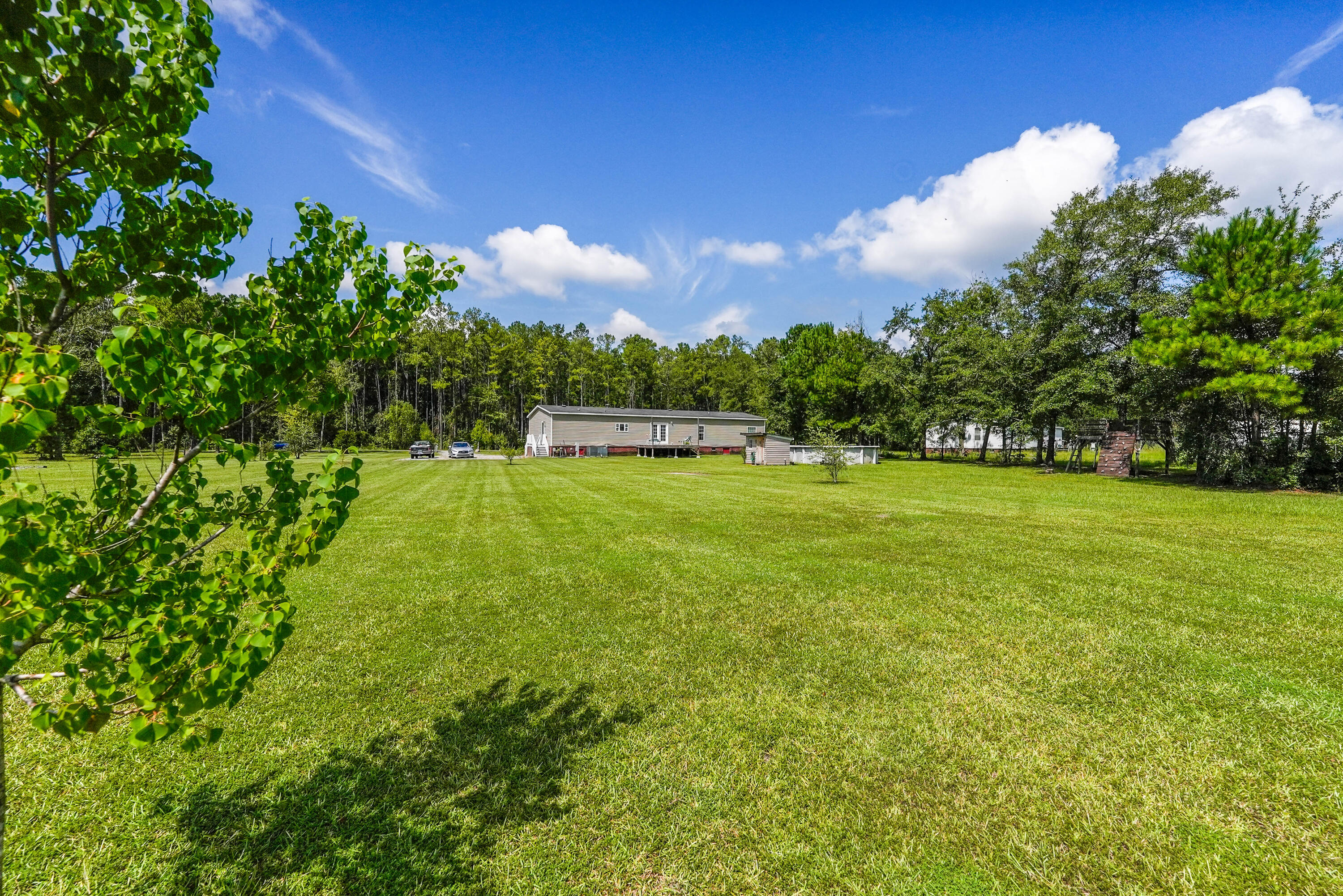 1038 Calestown Road Bonneau, SC 29431 - Photo 41 of 60 5.2