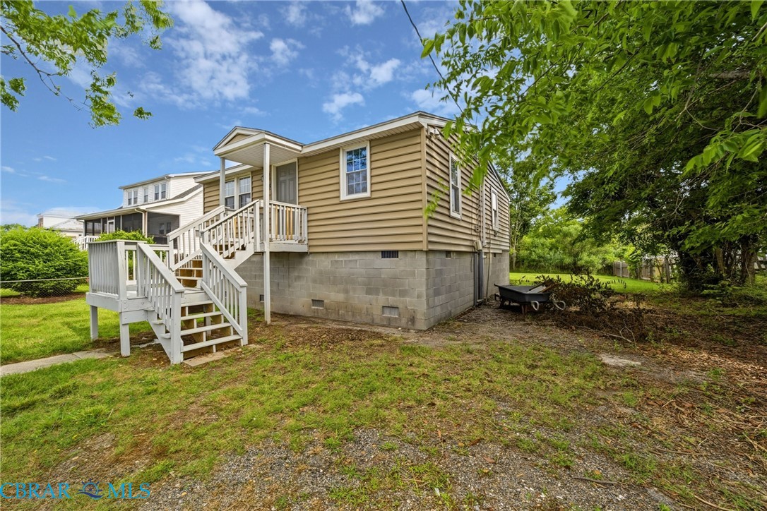 119 Messick Road Poquoson, VA 23662 - Photo 4 of 18