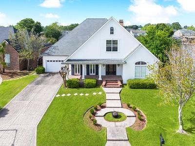 238 Spinnaker Drive Slidell, LA 70458 - Photo 2 of 38
