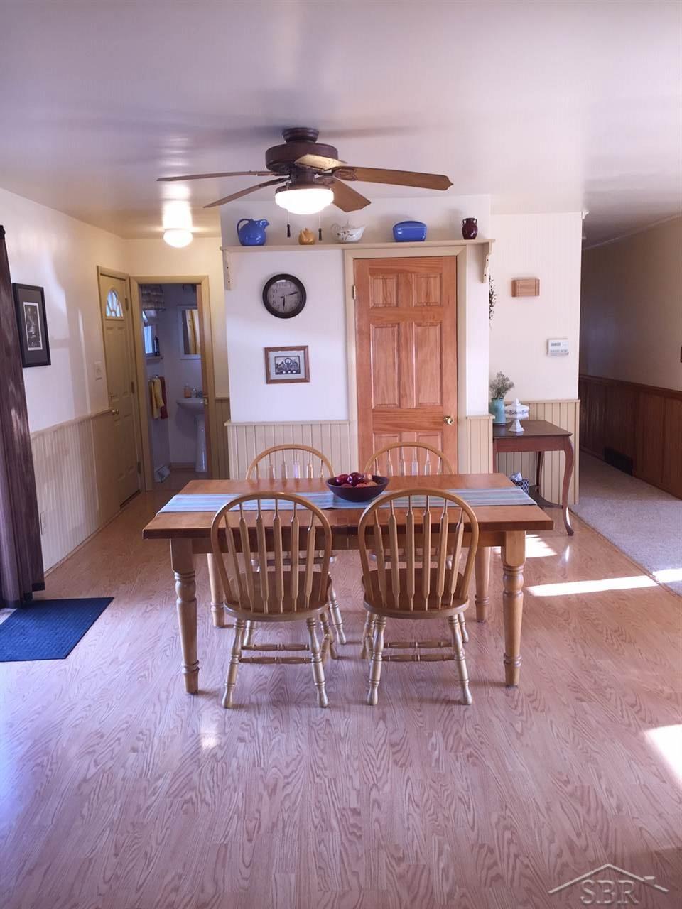 6115 West Tuscola Road Frankenmuth, MI 48734 - Photo 4 of 25 31235853-3.JPG