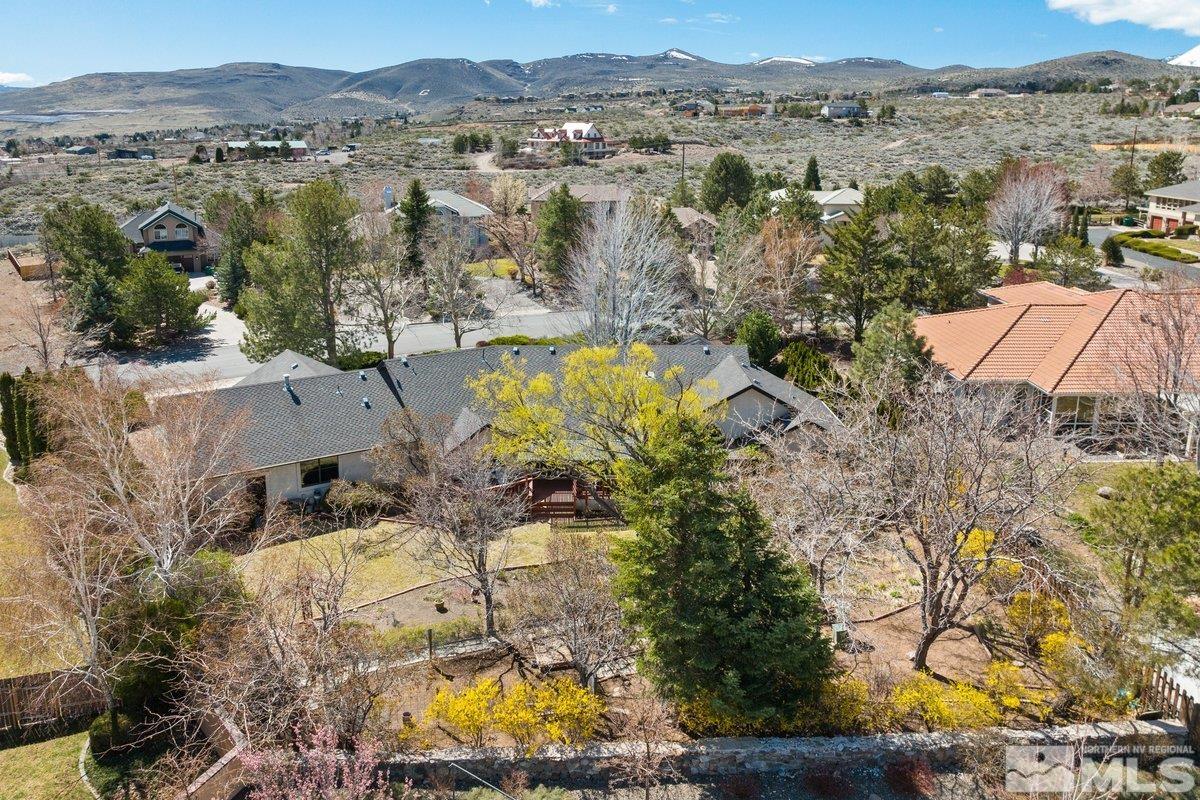 13435 Fieldcreek Lane Reno, NV 89511 - Photo 8 of 11 Photo 8