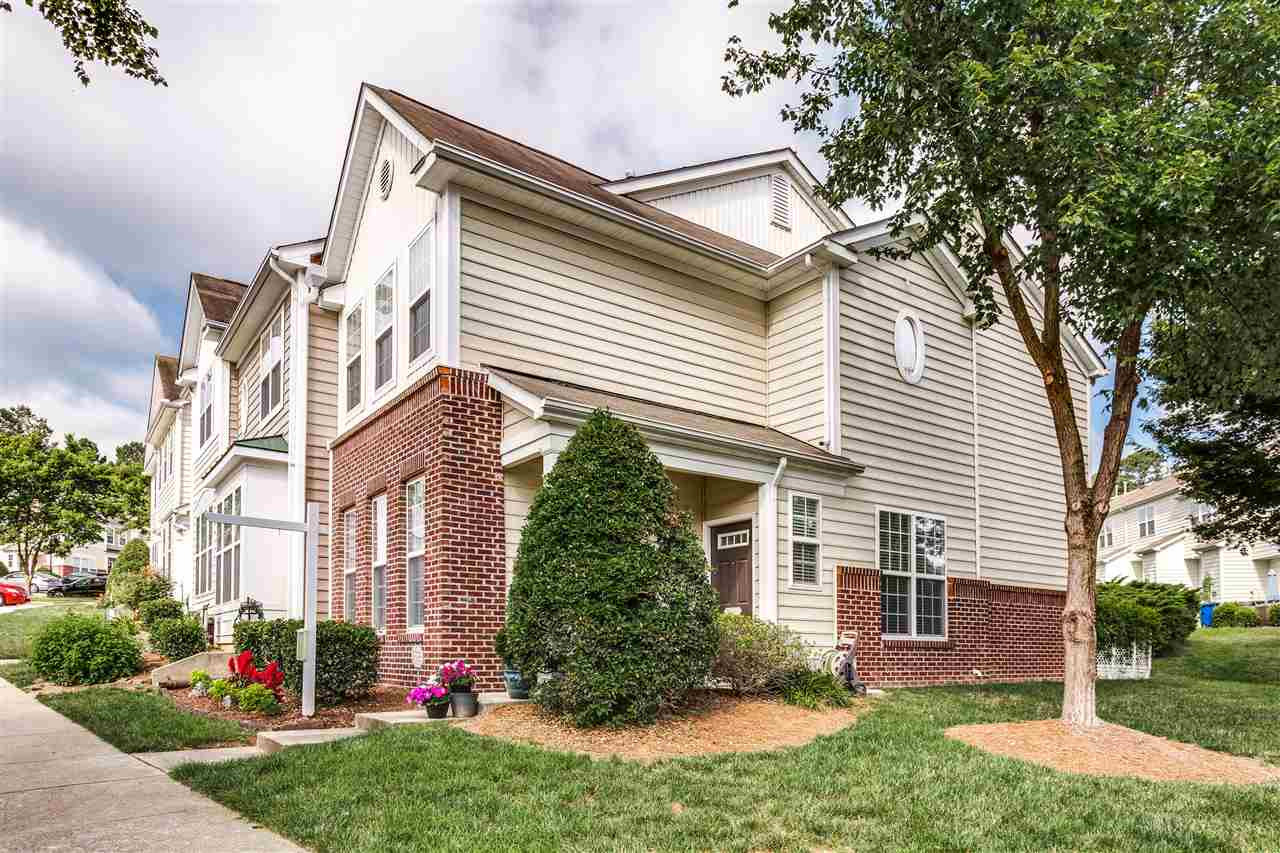 5302 Silver Moon Lane Raleigh, NC 27606 - Photo 2 of 20 Photo 2