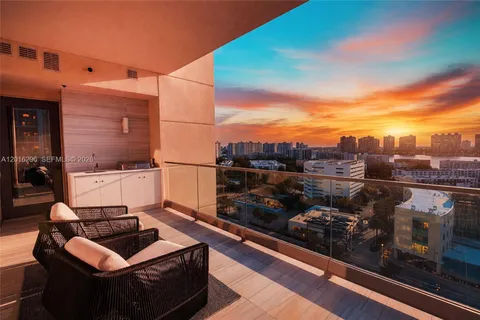 $9,995,000 | 17975 Collins Avenue, Unit N1402, Sunny Isles Beach, FL 33160