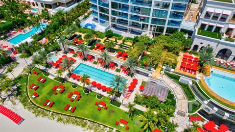 $9,995,000 | 17975 Collins Avenue, Unit N1402, Sunny Isles Beach, FL 33160