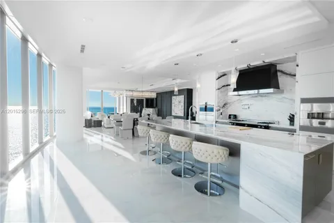$9,995,000 | 17975 Collins Avenue, Unit N1402, Sunny Isles Beach, FL 33160