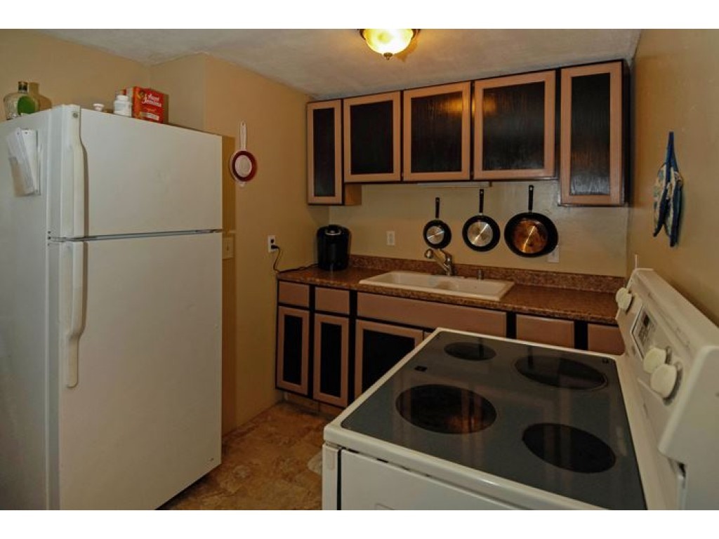 6-8 Jefferson Avenue Rochester, NH 03867 - Photo 3 of 20 Gallery Image 3