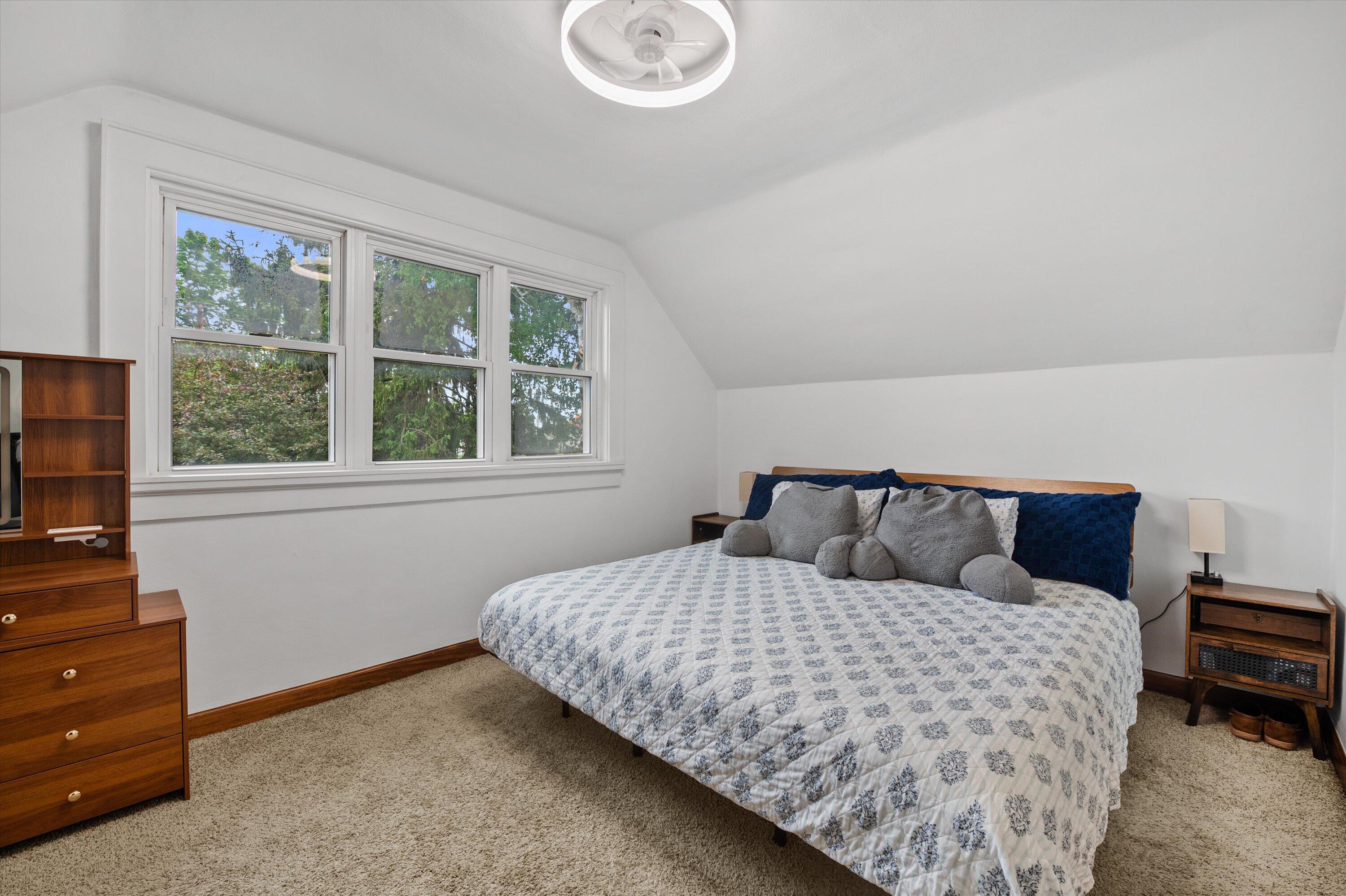333 West Bender Road Glendale, WI 53217 - Photo 18 of 31 Upper Bedroom