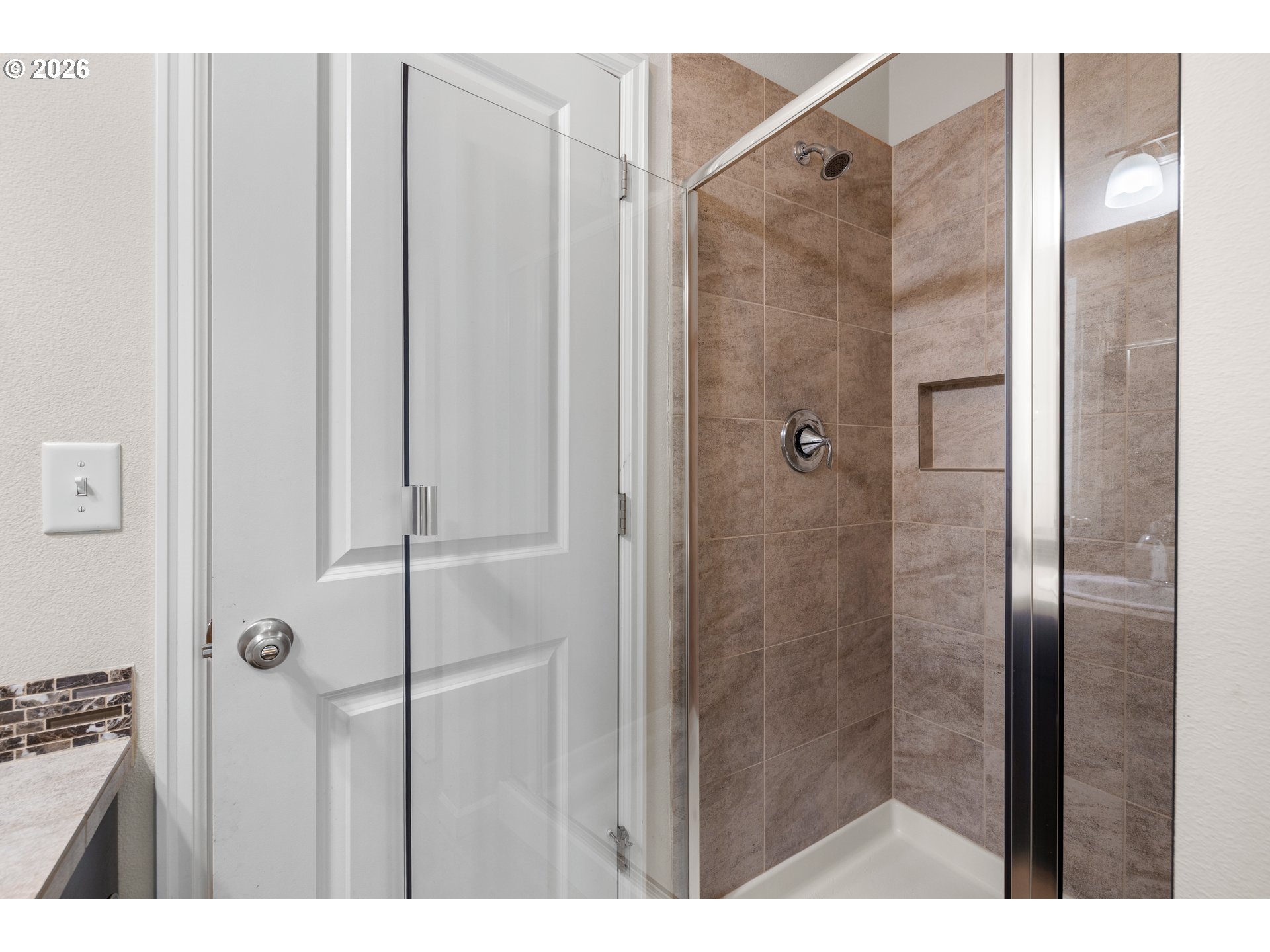17256 Southeast Biscayne Street Damascus, OR 97089 - Photo 18 of 46 Bathroom