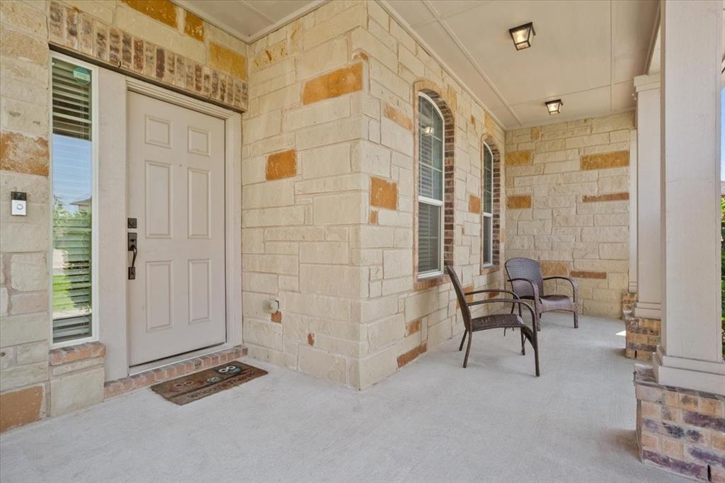 5308 Tama Drive Waco, TX 76708 - Photo 4 of 29 a view of livingroom with patio