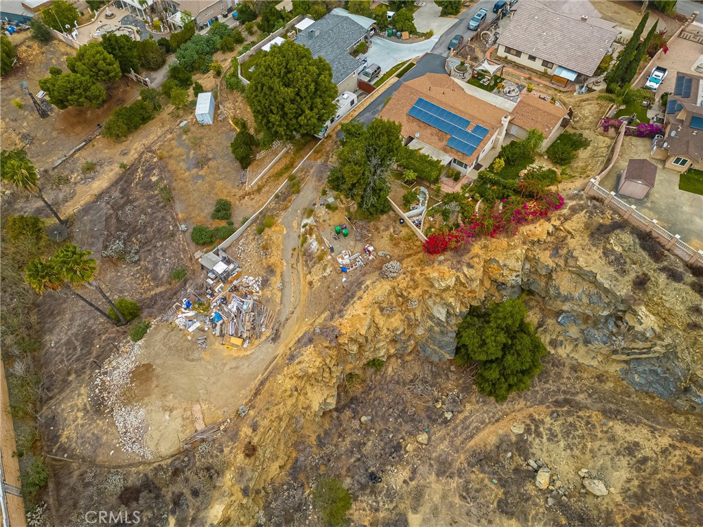 7233 Bel Air Street Corona, CA 92881 - Photo 5 of 39 a view of a yard