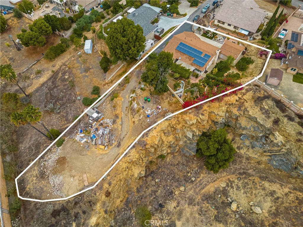 7233 Bel Air Street Corona, CA 92881 - Photo 6 of 39