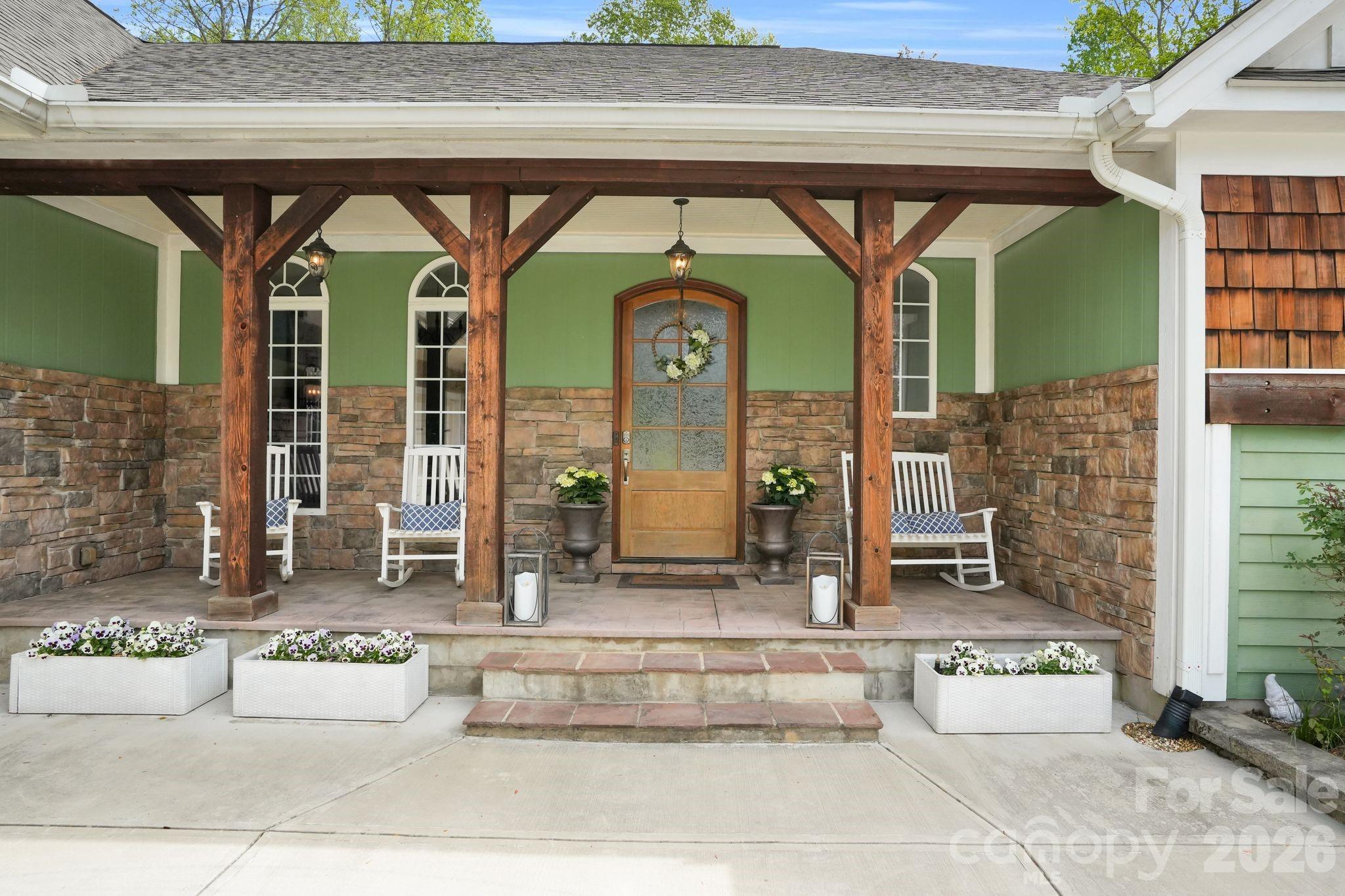 582 Harper Davis Road Clover, SC 29710 - Photo 3 of 35