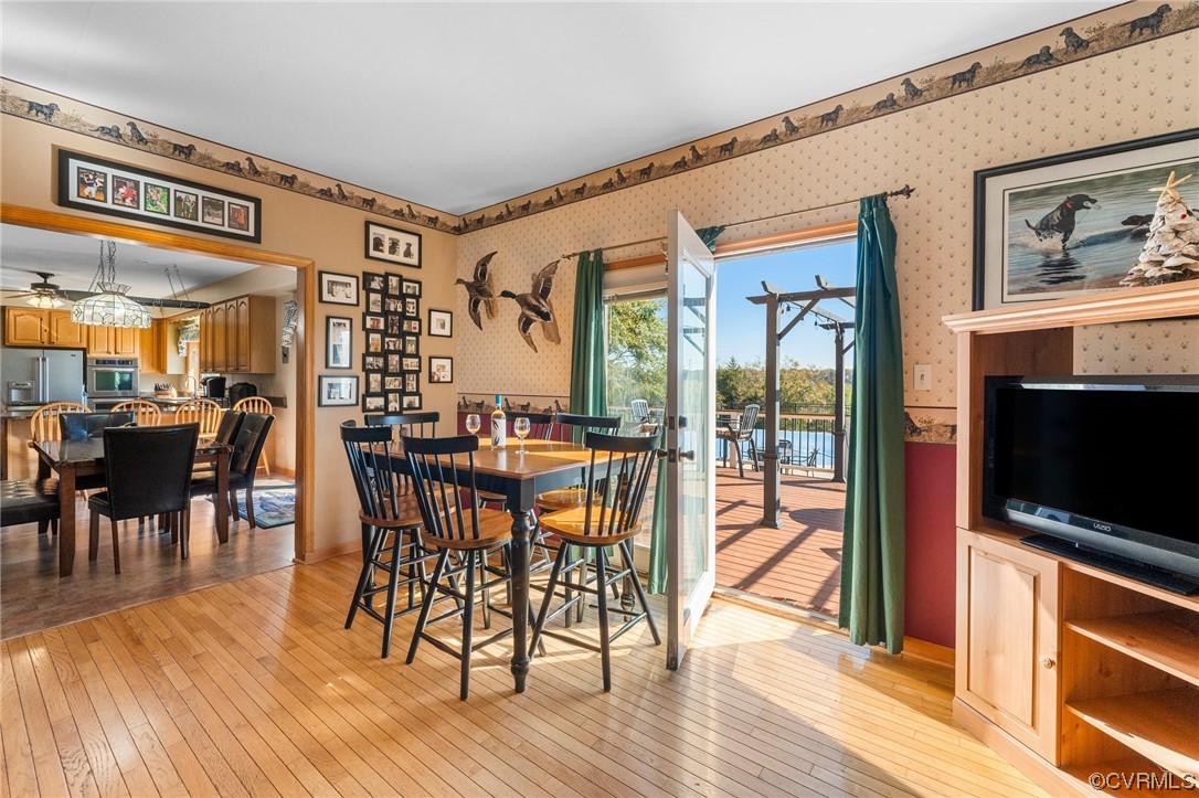 11221 Bristersburg Road Catlett, VA 20119 - Photo 21 of 49 a view of a livingroom with furniture window and wooden floor