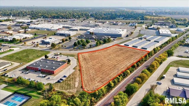 $818,120 | 3104 Constitution Drive, Springfield, IL 62704