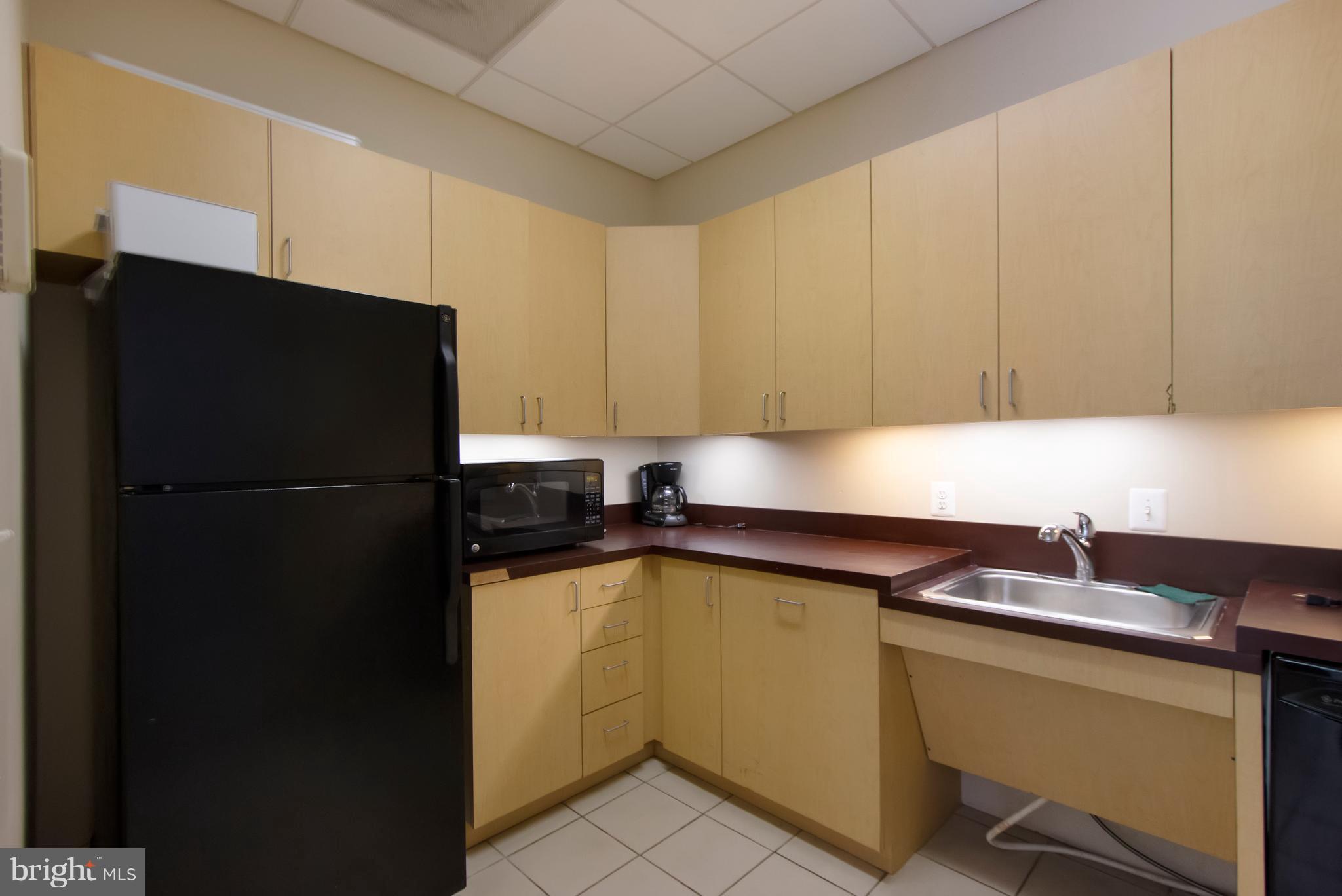 800 4th Street Southwest, Unit S403 Washington, DC 20024 - Photo 20 of 25 Kitchen area of Party Room