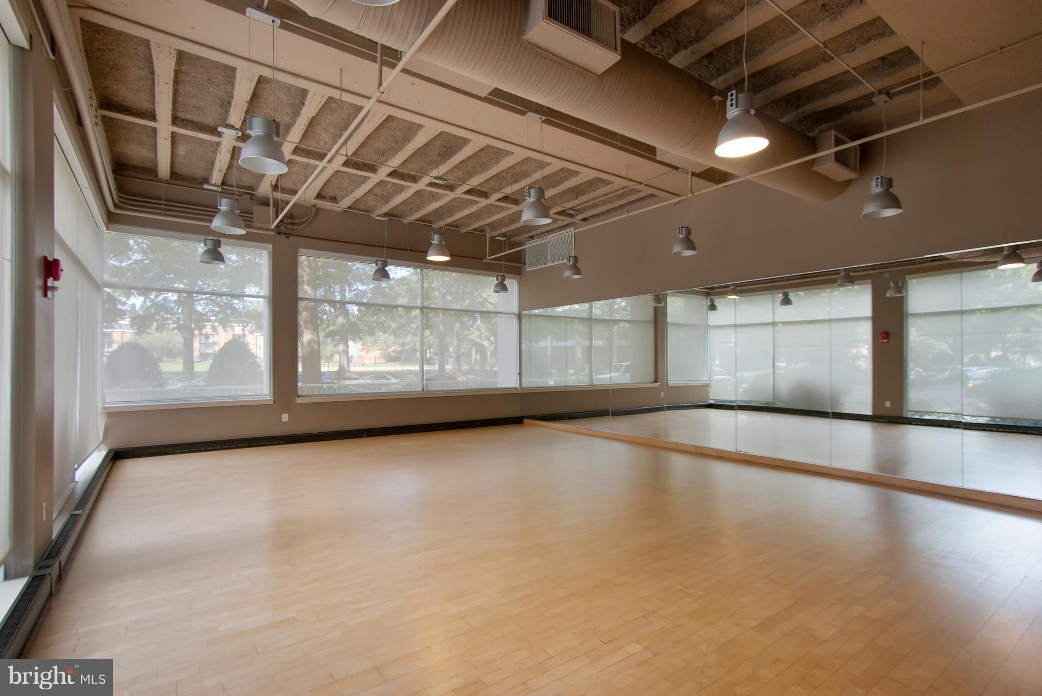 800 4th Street Southwest, Unit S403 Washington, DC 20024 - Photo 24 of 25 Yoga Studio