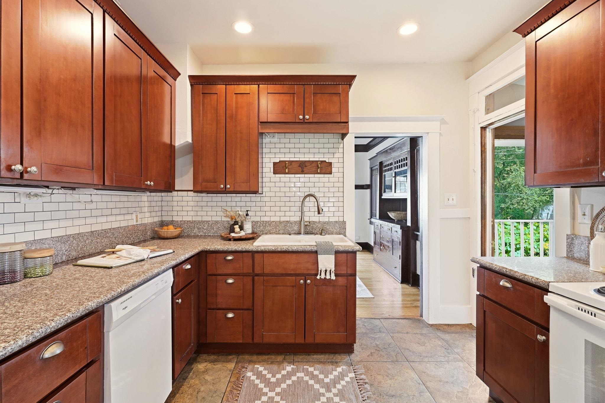 515 West 15th Avenue Spokane, WA 99203 - Photo 13 of 49