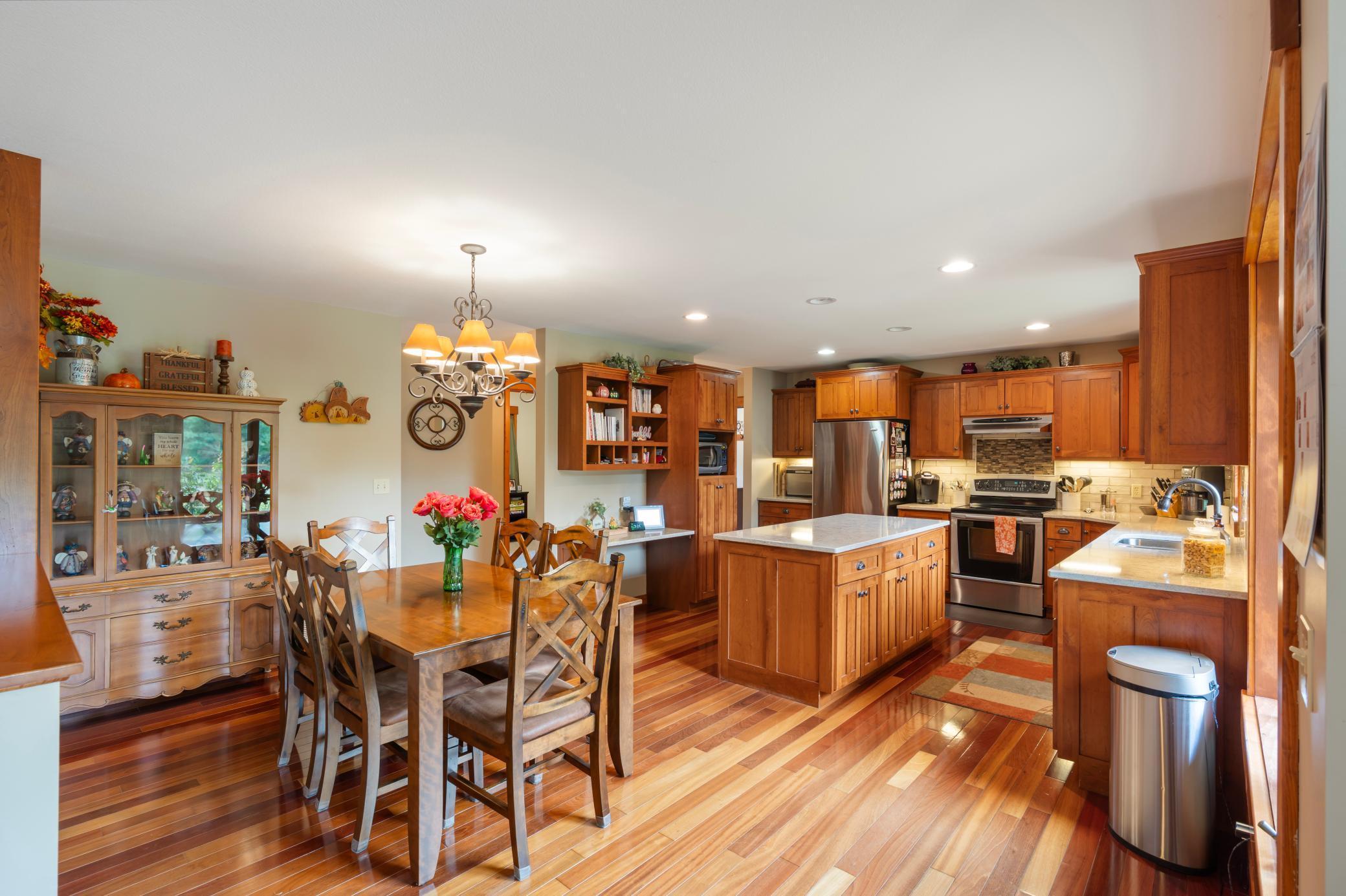 32433 Cedar Street Breezy Point, MN 56472 - Photo 3 of 40