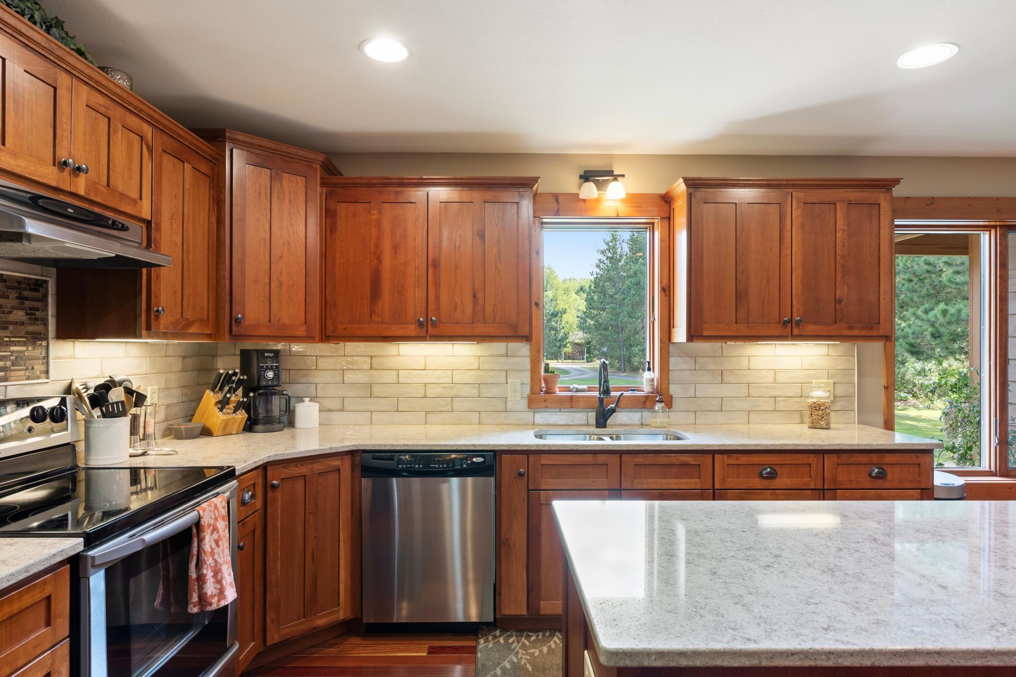 32433 Cedar Street Breezy Point, MN 56472 - Photo 7 of 40