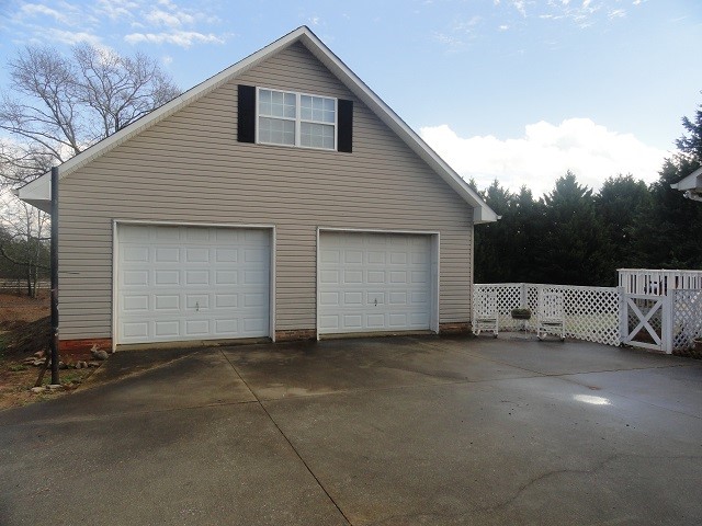 1018 Five Forks Road Pendleton, SC 29670 - Photo 3 of 27