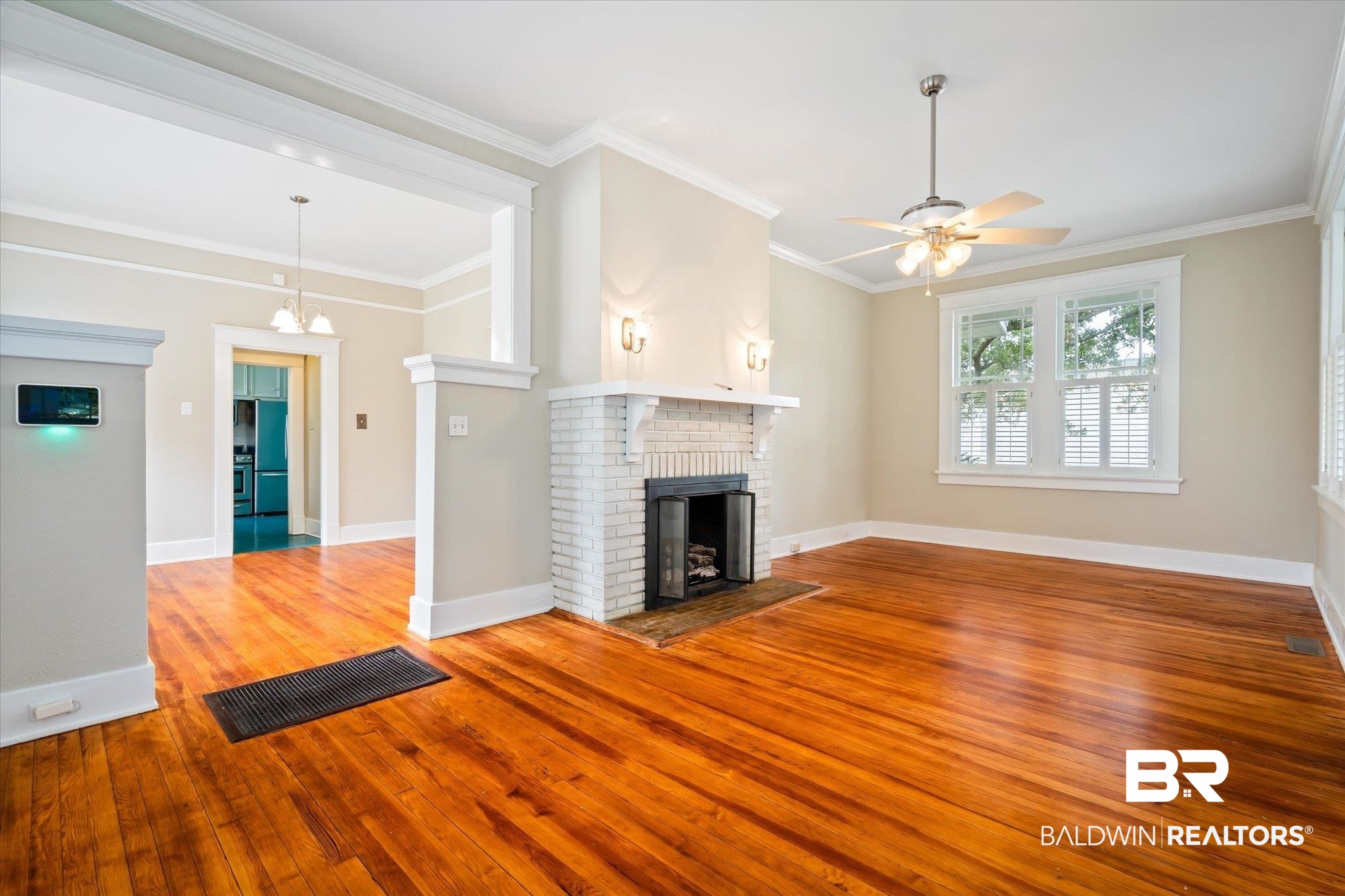 201 Houstreeton Street Mobile, AL 36604 - Photo 3 of 32