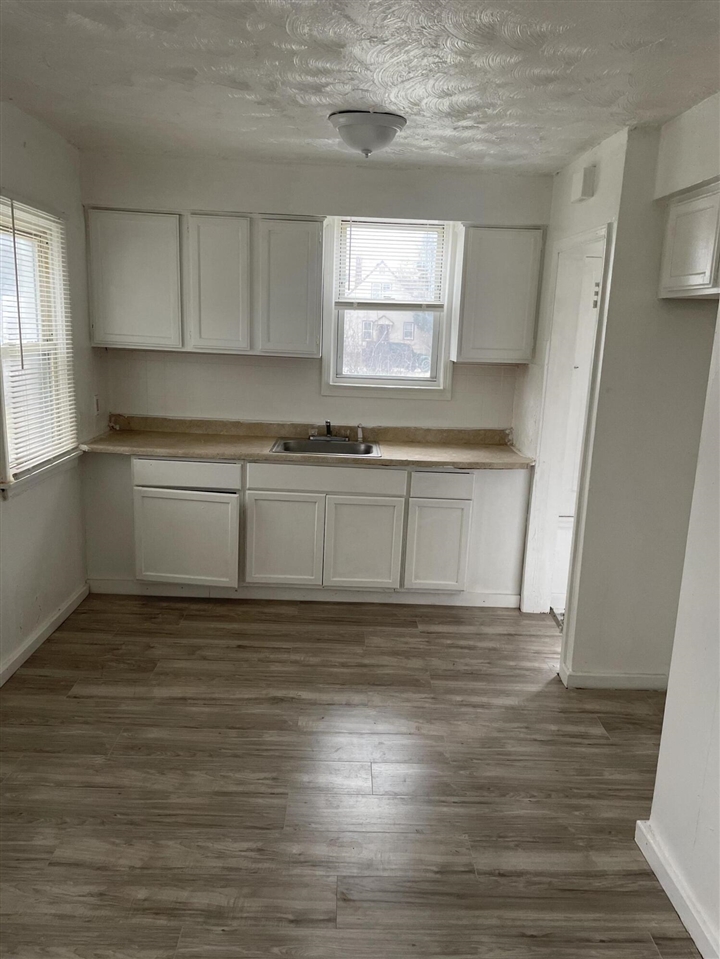 9649 Evergreen Road Detroit, MI 48228 - Photo 9 of 22