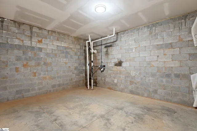 $439,000 | 200 Hillbrook Road, Taylors, SC 29687