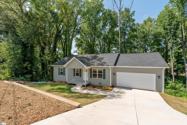 $429,000 | 200 Hillbrook Road, Taylors, SC 29687
